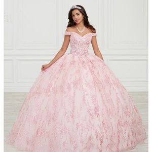 Meet your Posher, Cristina